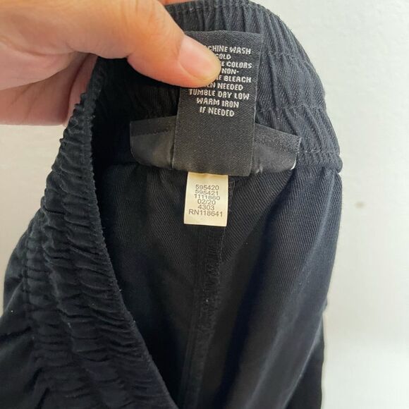 Lane Bryant black cropped wide leg pants - Picture 4 of 5
